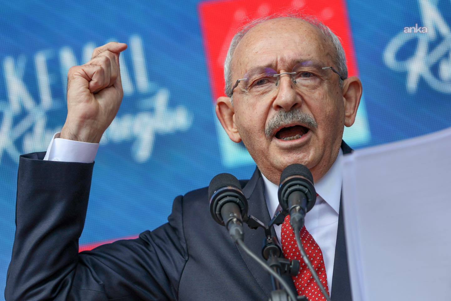 CHP'nin X hesabı da devredildi