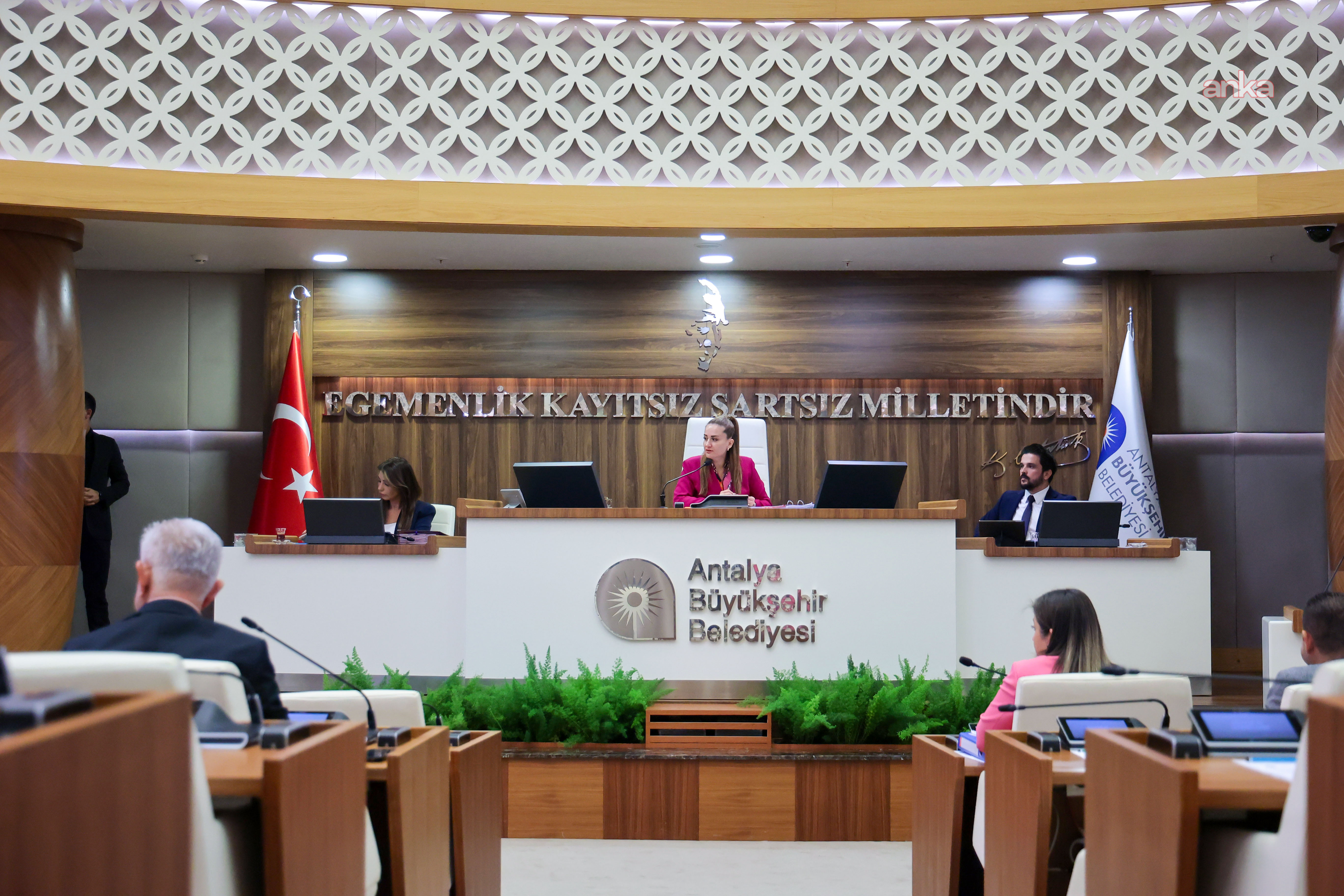 Antalya Büyükşehir Belediye Başkan Vekili Özdemir: "Altıntaş’ın yağmur suyu projesi için kurum görüşü bekleniyor"