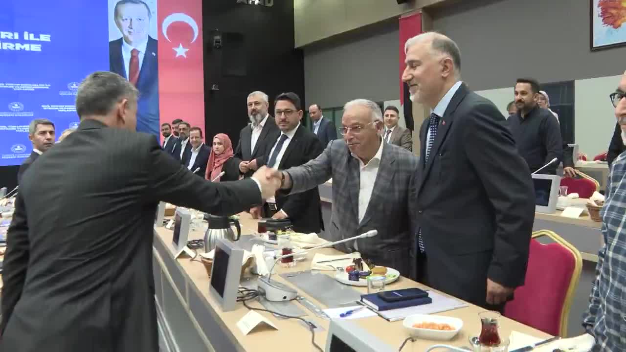 Bakan Mustafa Çiftçi: Geçici koruma kapsamındaki yabancılara çalışma izni muafiyeti getirildi
