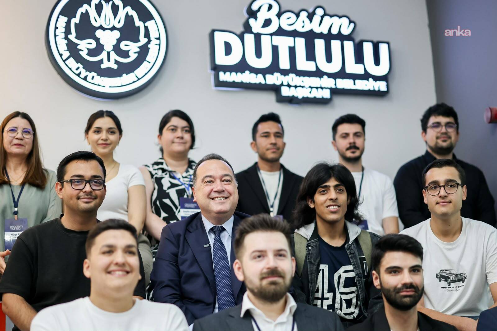 Manisa Büyükşehir Belediyesi'nin yeni nesil teknoloji merkezi "Akademi Manisa" hizmete açıldı