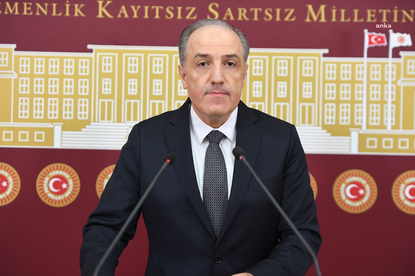 Yeneroğlu'ndan çıplak arama iddialarına ilişkin soruşturma çağrısı