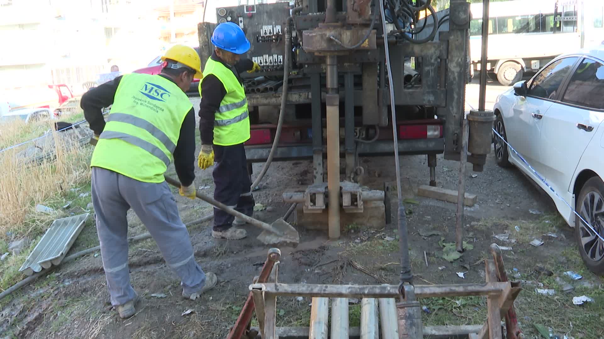 İzmir’in zemin haritası çıkarılıyor: Mikrobölgeleme çalışmaları Konak ve Bayraklı’da sürüyor