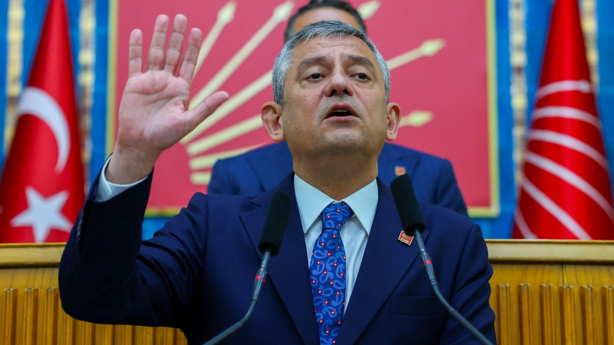CHP Grup Toplantısı... Özgür Özel: "Eskimiş, köhnemiş, yozlaşmış bu çirkin zihniyeti geride bıraktık"