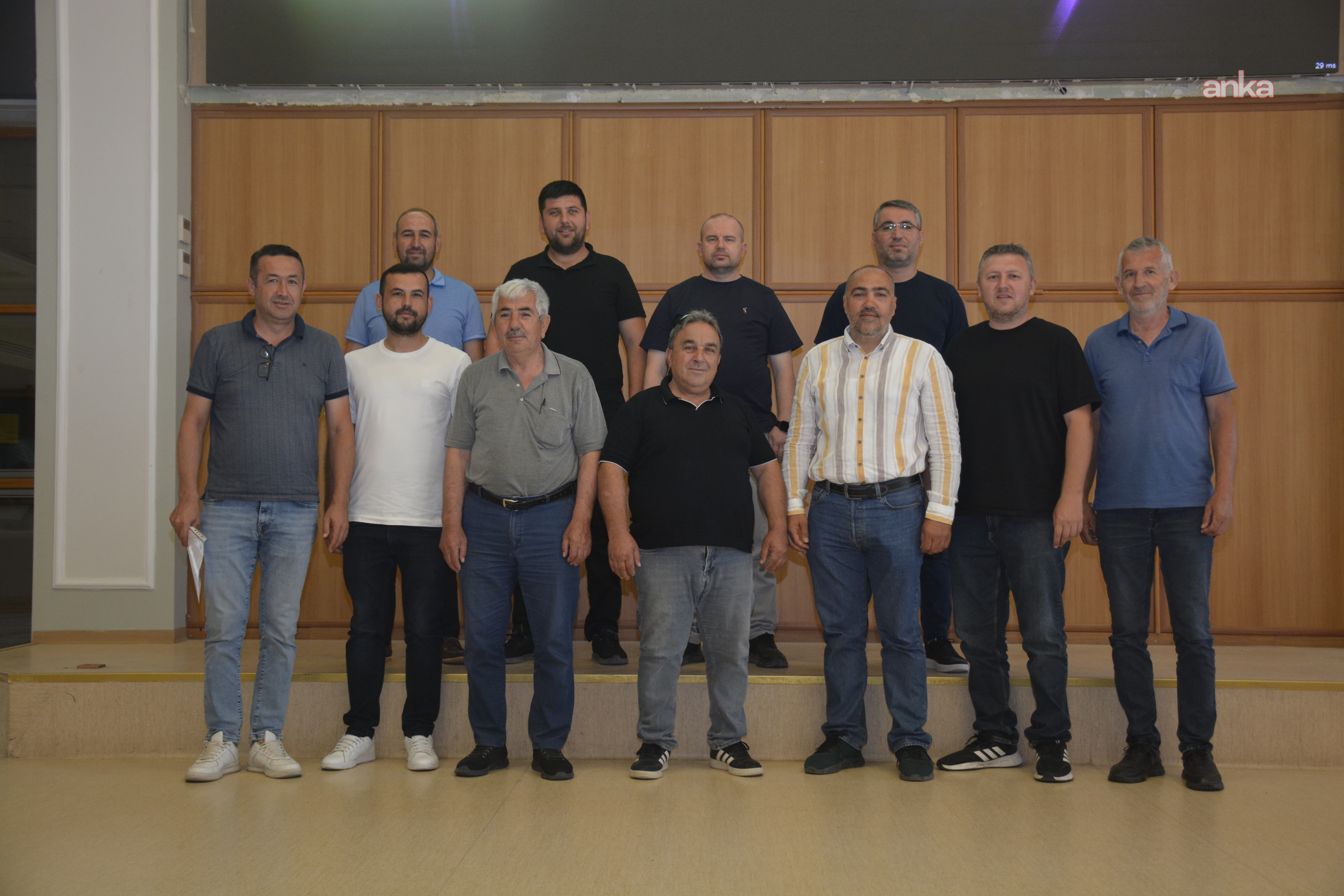 Edirne'de sezonun ilk buğdayı satıldı