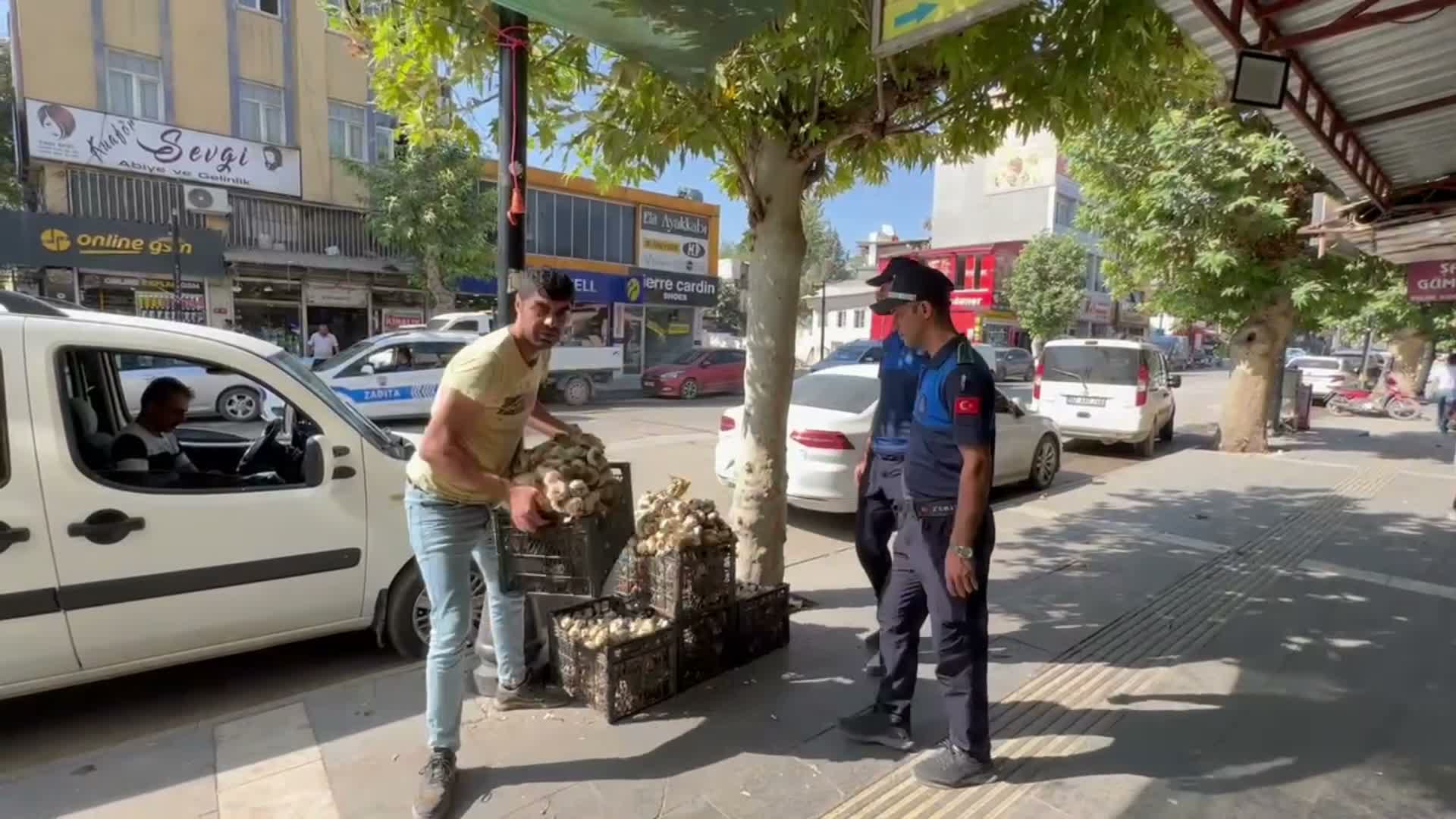 Adıyaman Belediyesi'nden yaya güvenliği için kaldırım denetimi