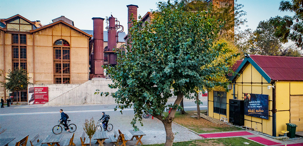 İstanbul Bilgi Üniversitesi’nin faaliyet izni kaldırıldı... İzzet Özgenç’ten “Anayasa’ya aykırı” değerlendirmesi