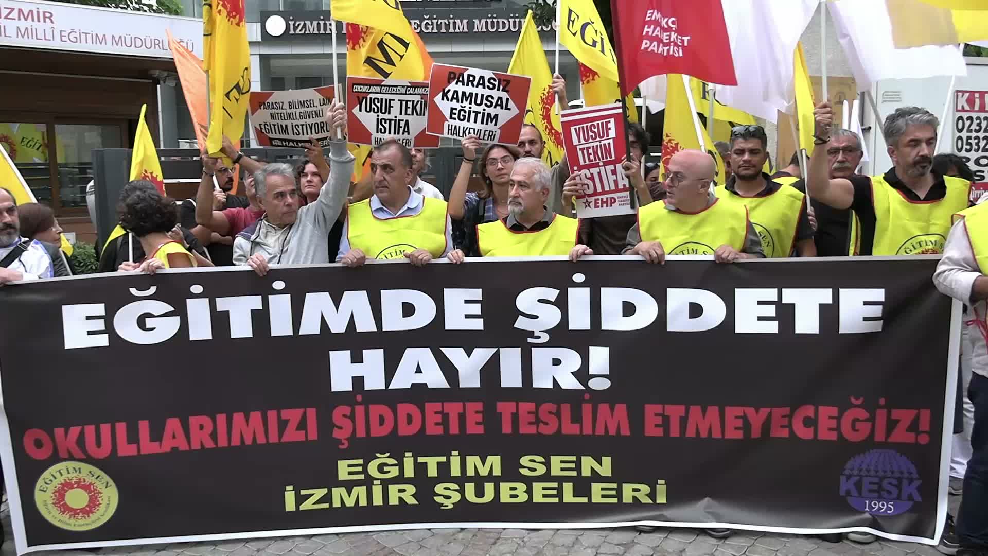 Eğitim Sen İzmir Şubeleri'nden Turgutlu’daki silahlı saldırıya ilişkin açıklama