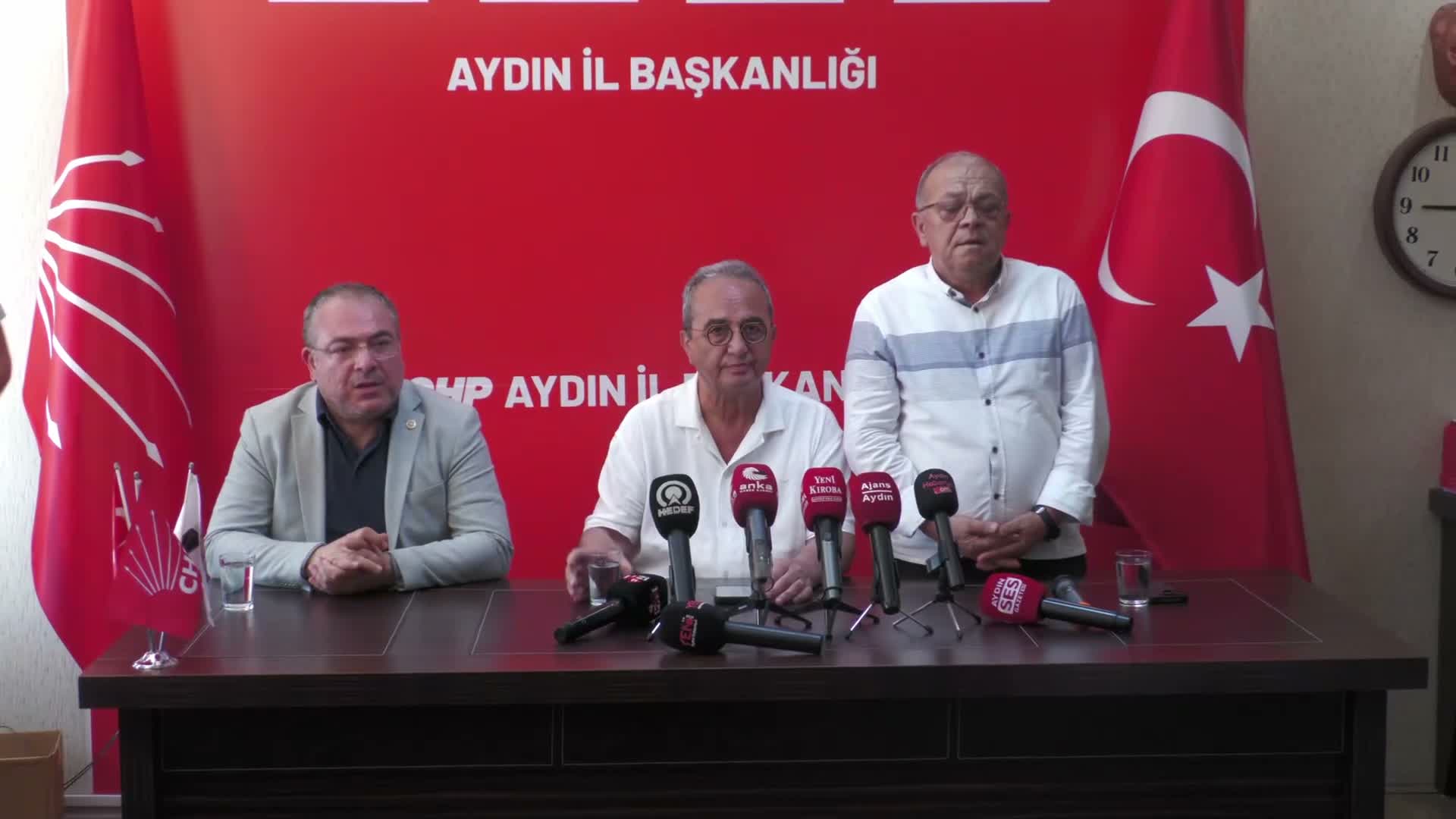 CHP'li Tezcan: "Atanmışlarının örgütümüzün seçtiklerini görevden almalarını tanımıyoruz"