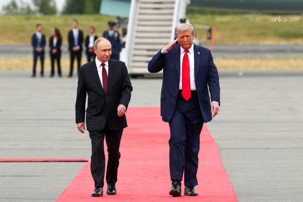 Kremlin: "Putin, Trump ile görüşmeye hazır"
