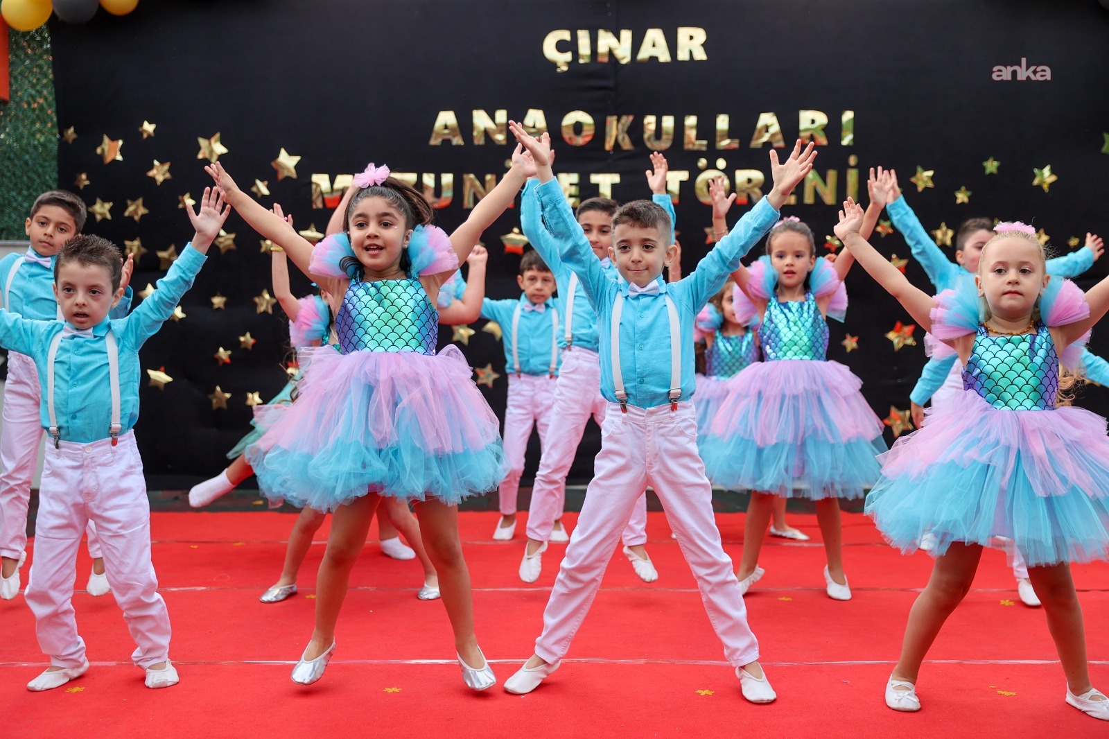 Buca Belediyesi Çınar Anaokulları’nda mezuniyet coşkusu