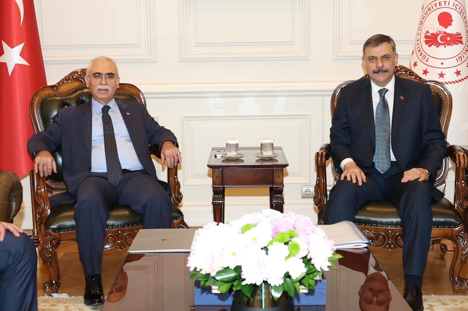 İçişleri Bakanı Çiftçi, Anayasa Mahkemesi Başkanı Özkaya’yı ağırladı