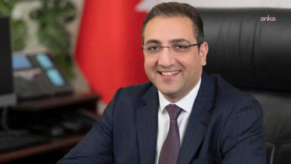 Balçova Belediye Başkanı Onur Yiğit görevden uzaklaştırıldı