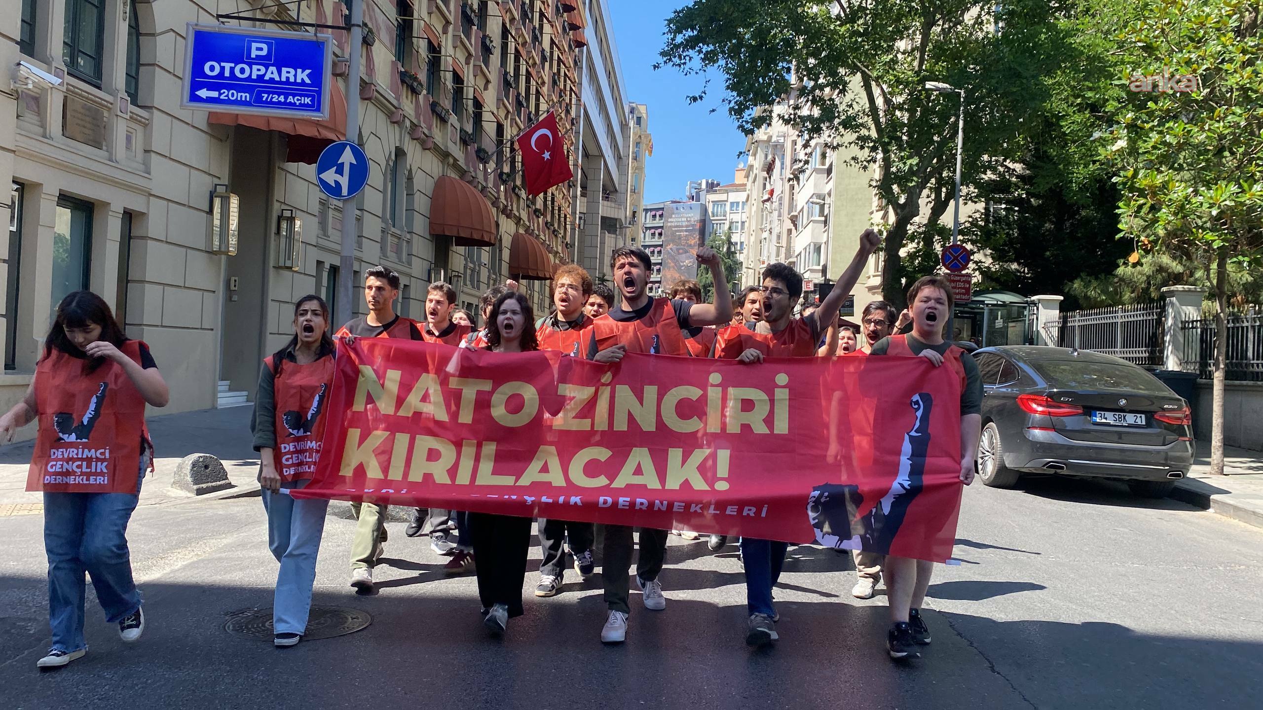 İstanbul'da NATO protestosunda gözaltına alınan 89 kişi serbest bırakıldı