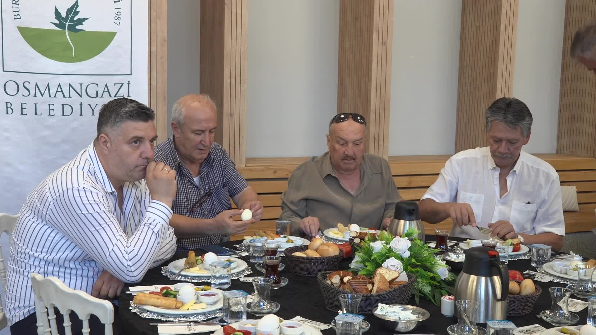Osmangazi Belediye Başkanı Aydın'dan muhtarlarla "ortak akıl" buluşması
