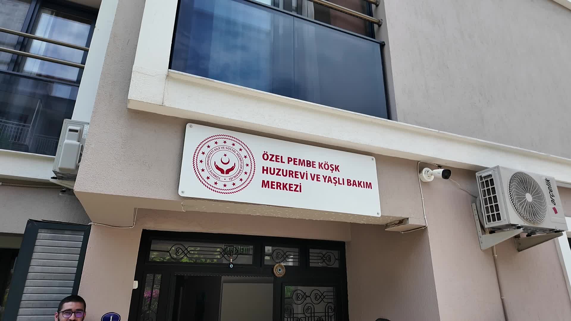Bornova’da Babalar Günü’nde kuşaklar buluştu