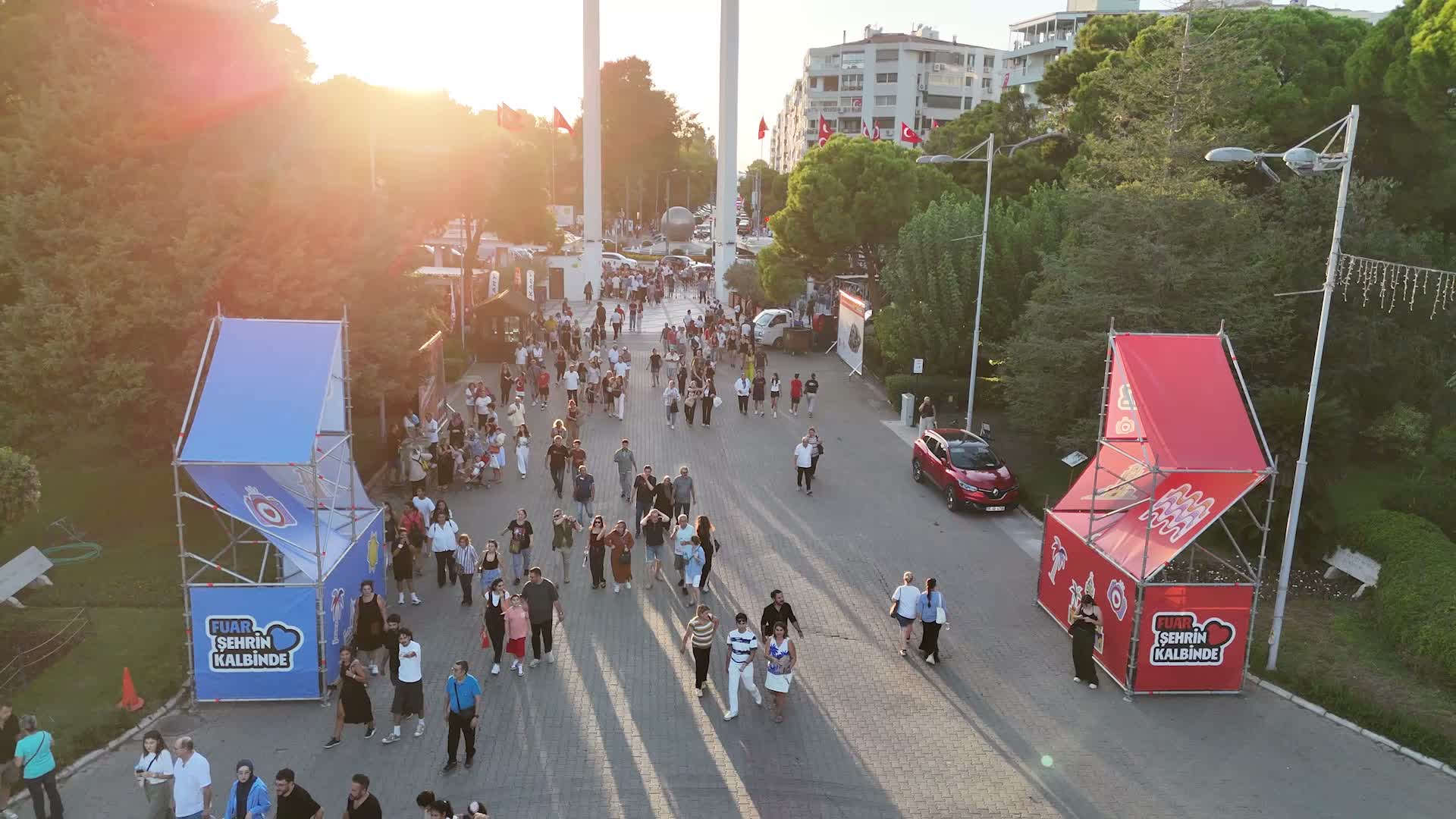İEF’de İzmirliler bilgilerini yarıştırdı