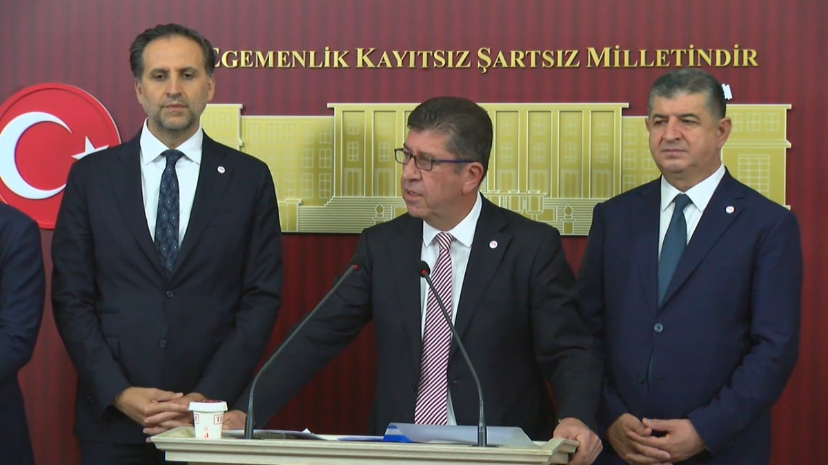 Yaşar Tüzün: "232 belediye başkanı CHP'den istifa ederek YENİ Parti'ye katıldı"
