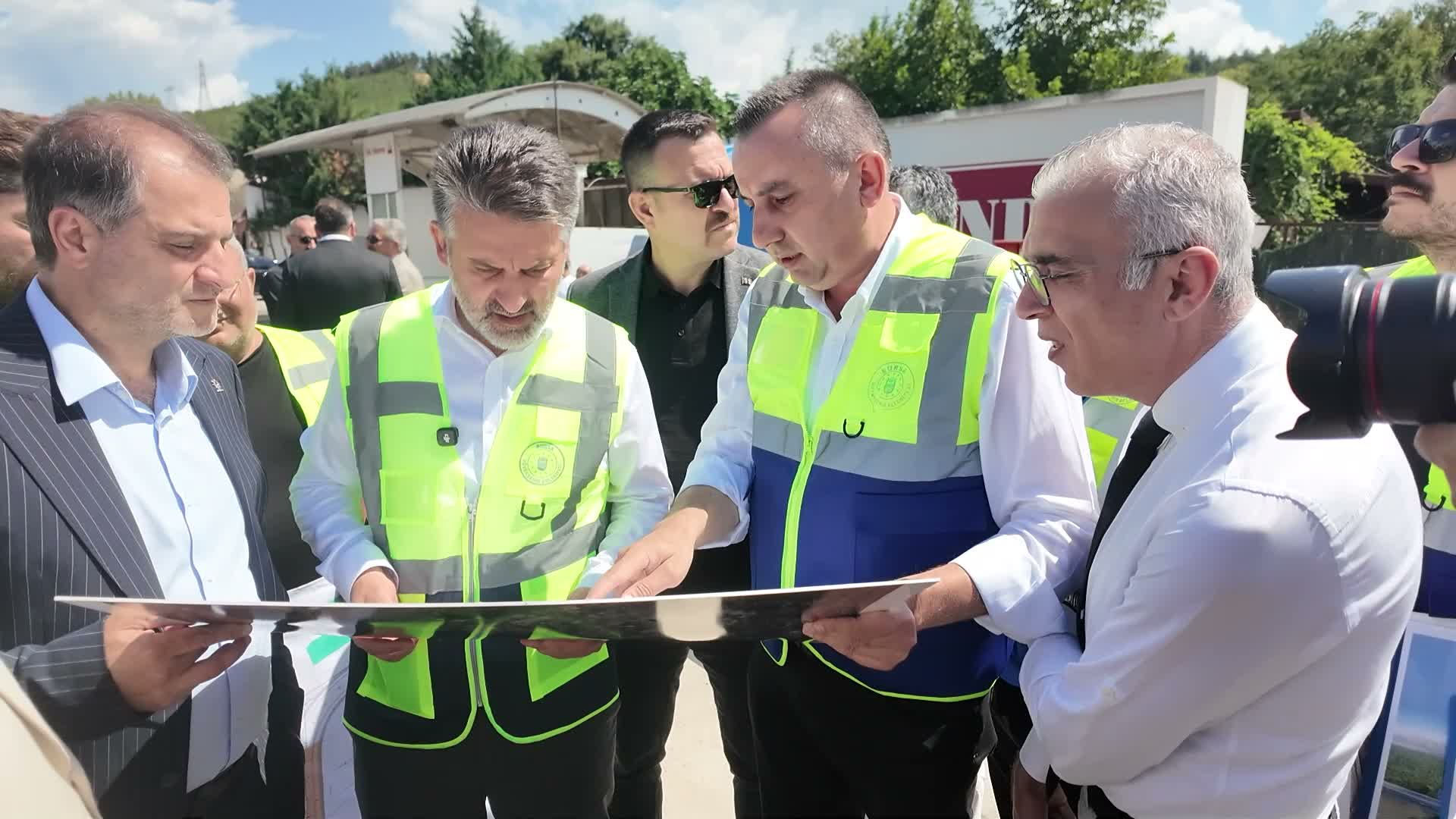 Bursa Büyükşehir Belediyesi Başkan Vekili Biba, Mudanya Yolu’nda ulaşım projelerini inceledi