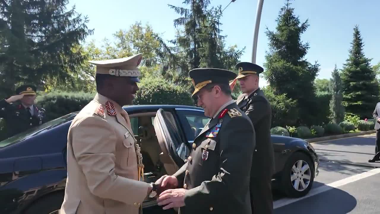 Genelkurmay Başkanı Bayraktaroğlu, Somalili mevkidaşı Mahamud ile görüştü