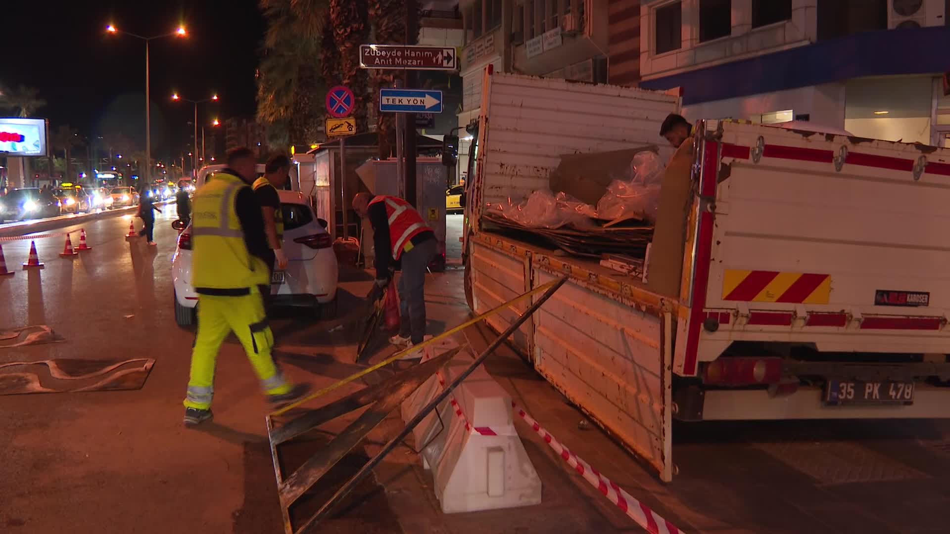 Karşıyaka Yalı Bulvarı’na yükseltilmiş ve desenli yaya platformu