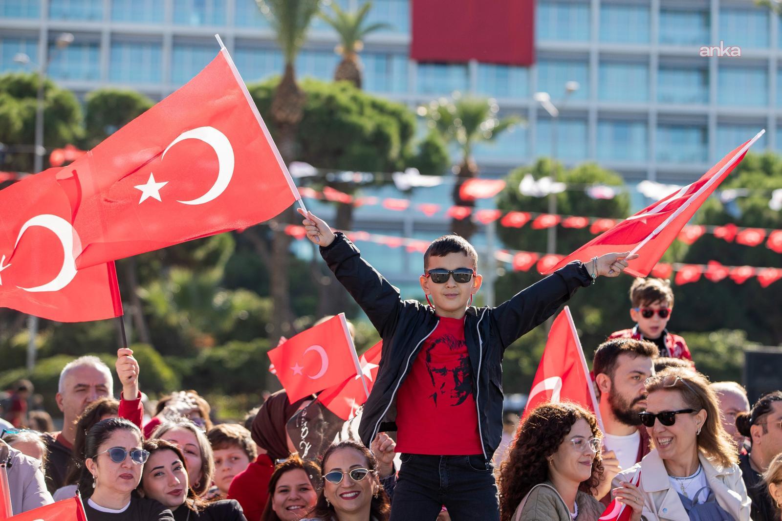 Cumhuriyet Bayramı coşkusu İzmir’e yayılacak