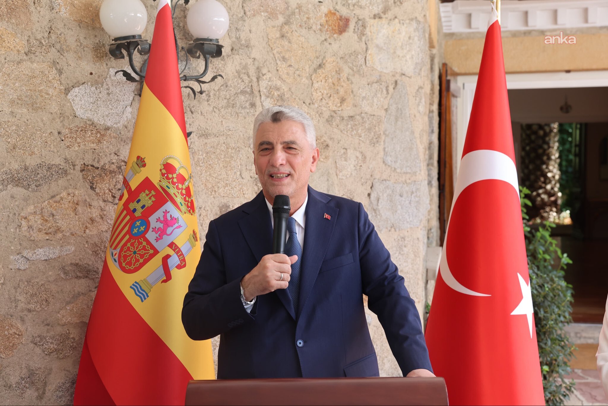 Bolat, Madrid’de Türk ve İspanyol iş dünyası temsilcileriyle buluştu