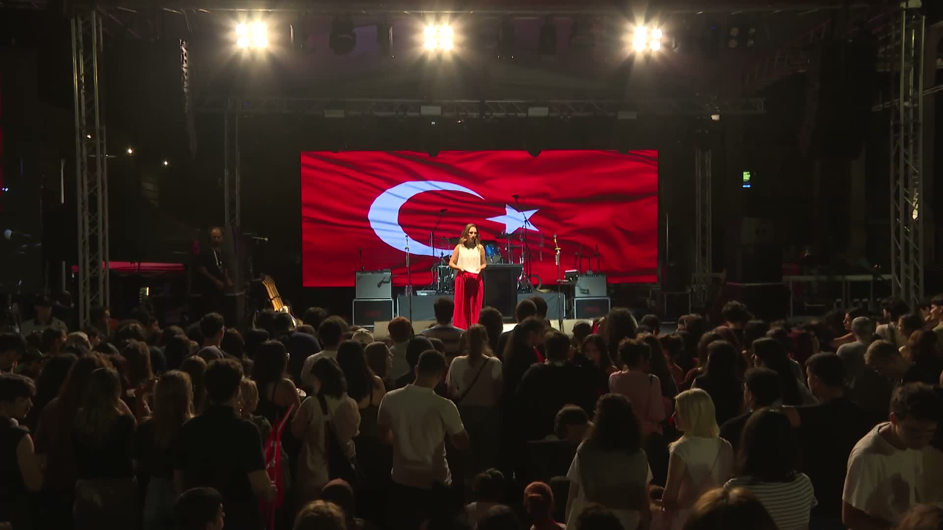 Müze Gazhane'de 30 Ağustos coşkusu... Nuri Aslan: Yaşasın Türkiye, yaşasın egemenlik, yaşasın Cumhuriyet!