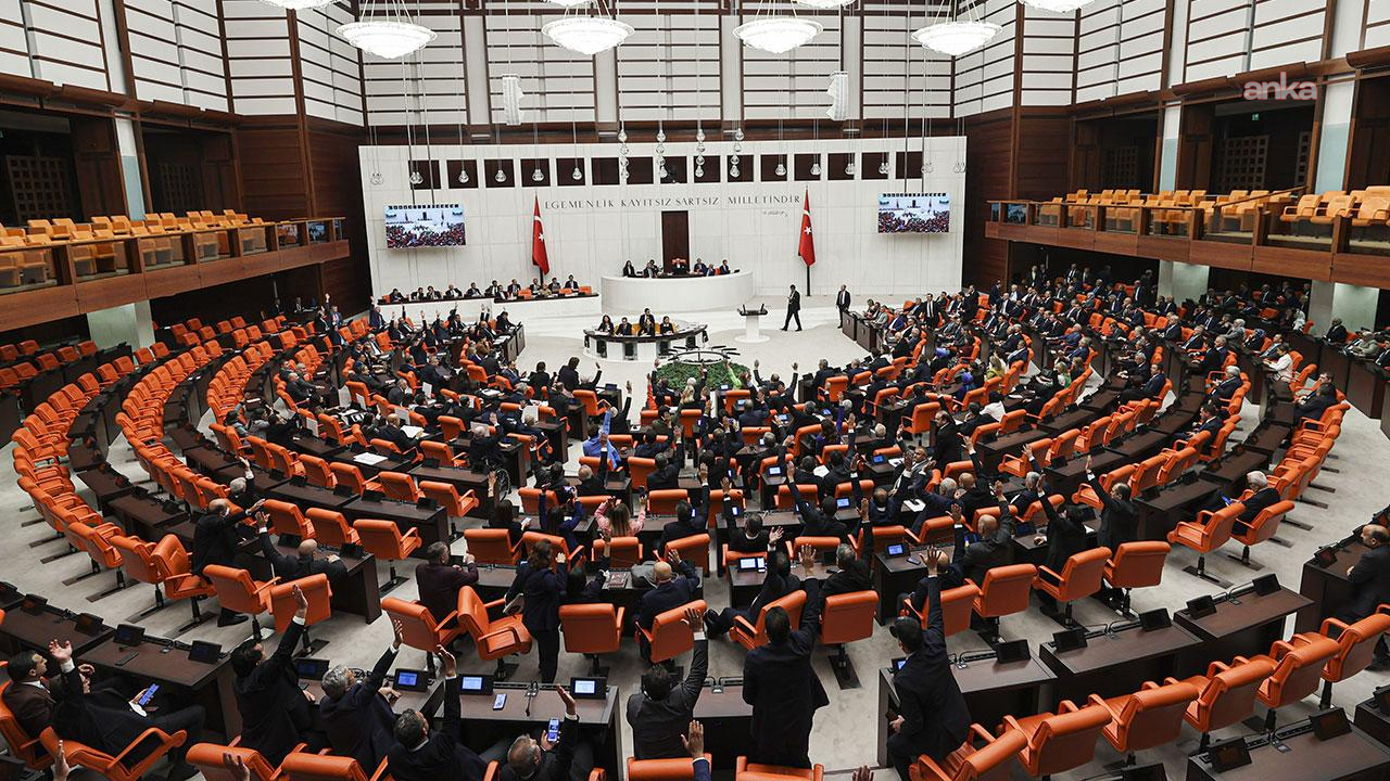 TBMM Genel Kurulu... AK Parti'nin Meclis çalışma takvimine ilişkin grup önerisi kabul edildi