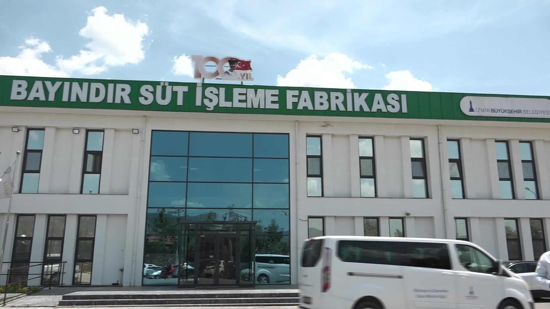 Bayındır Süt İşleme Tesisi’nde çarklar dönüyor