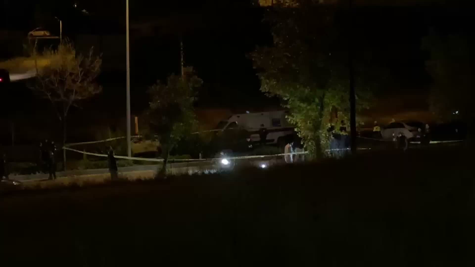 Ankara'da uygulama noktasında polise silahlı saldırı: Bir polis memuru şehit oldu