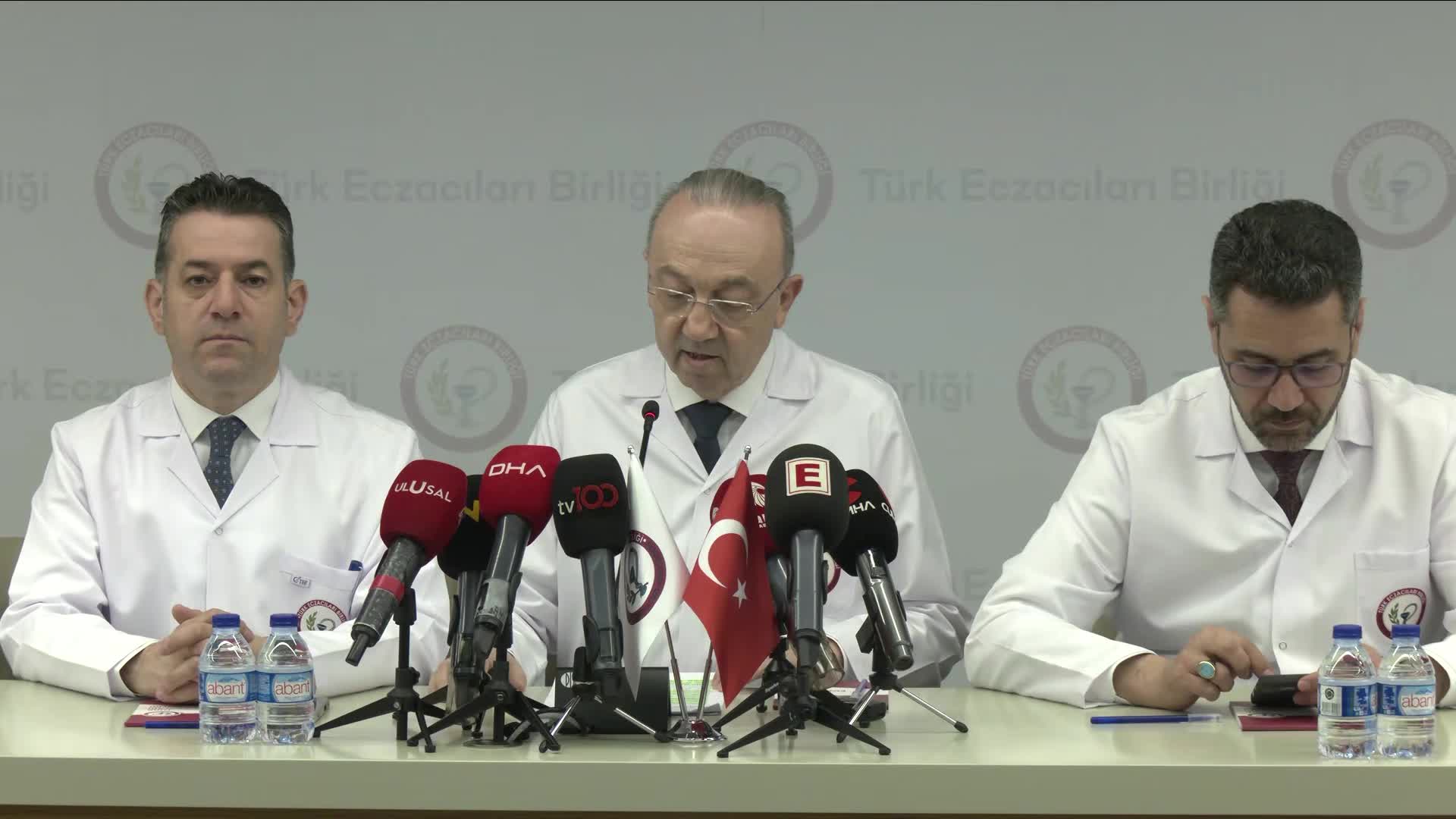 TEB Başkanı Demirci: İnternetten takviye gıda satışı düzenlemesinde reçeteli ilaçların da bu kapsama alınacağı ifade edildi