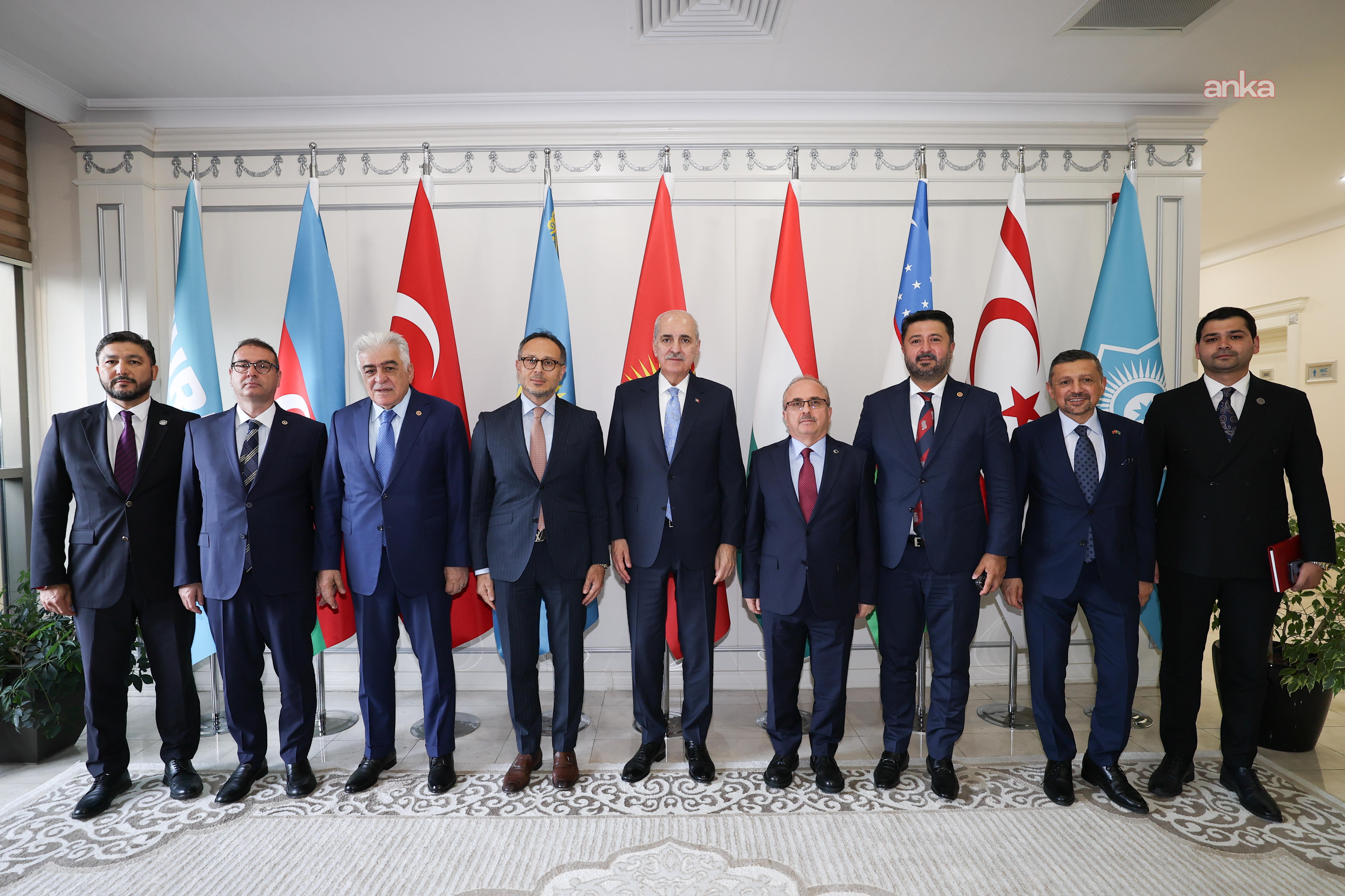 TBMM Başkanı Kurtulmuş, Bakü'de TÜRKPA Genel Sekreterliği'ni ziyaret etti