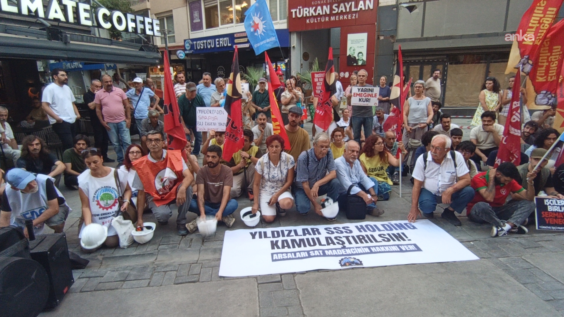 İzmir'den Ankara'daki madenciler için destek eylemi