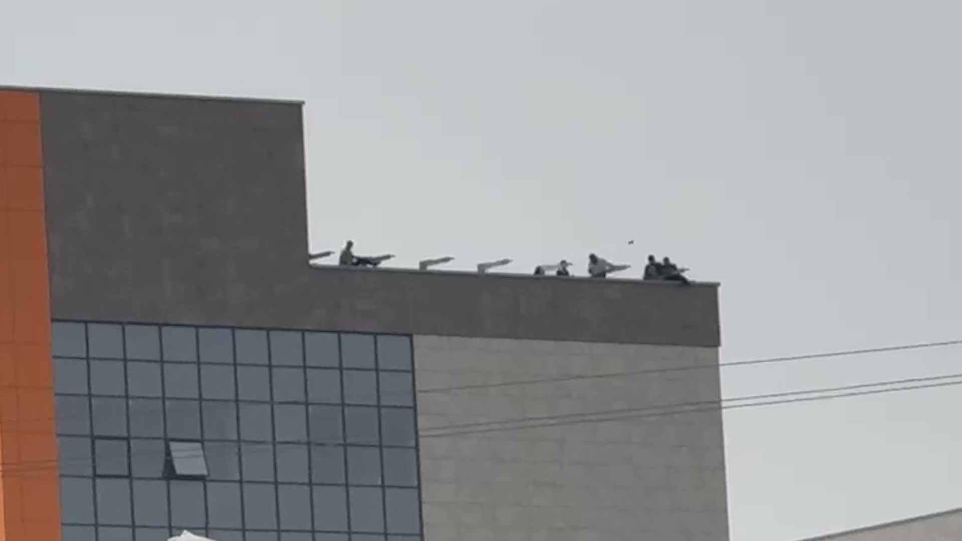 Diyarbakır Şehir Hastanesi inşaatında işçiler yeniden eylemde