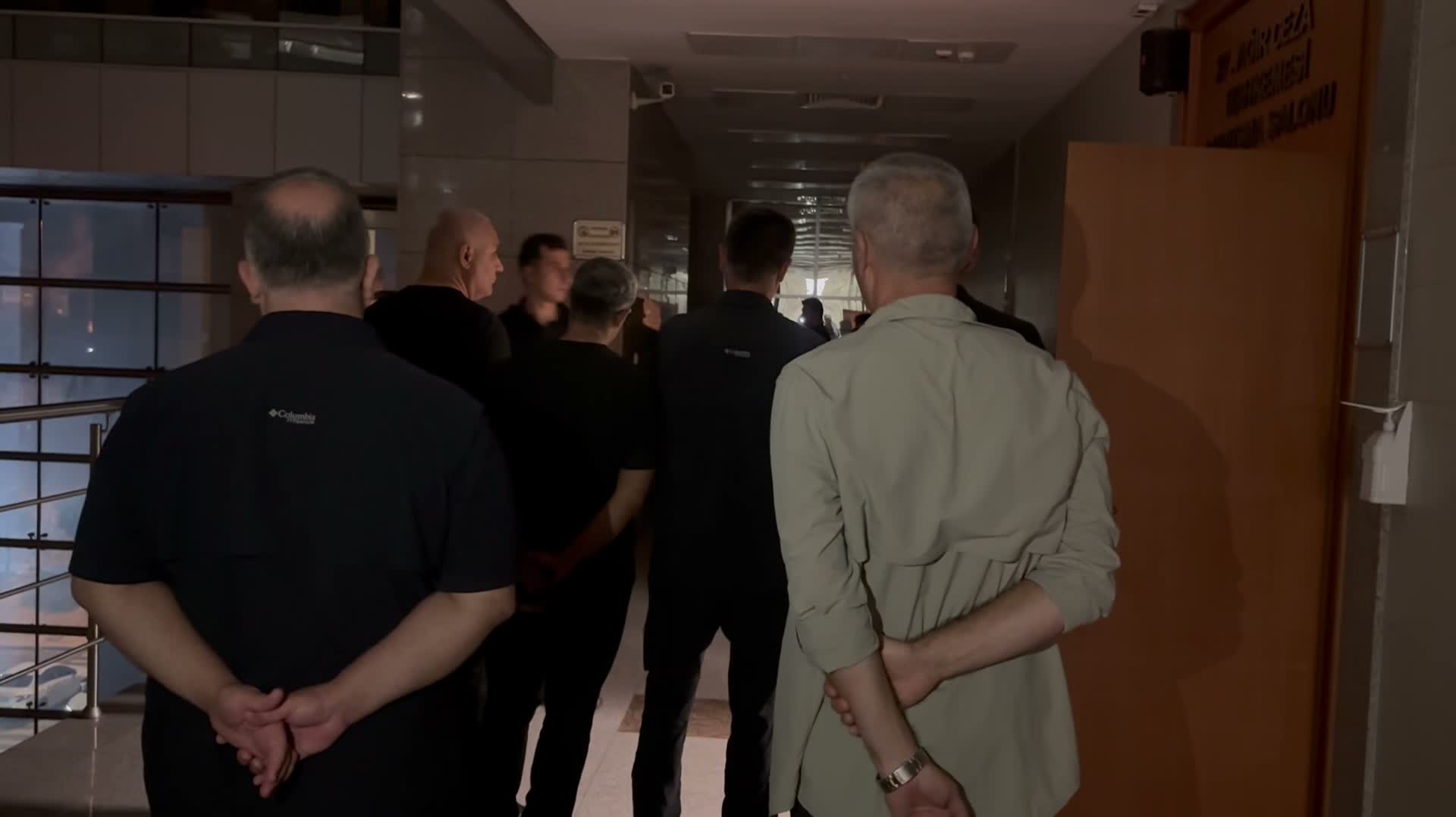 Gaziosmanpaşa Belediyesi Davası… Aziz İhsan Aktaş’a etten duvar örüldü, adliyenin ışıkları söndürüldü