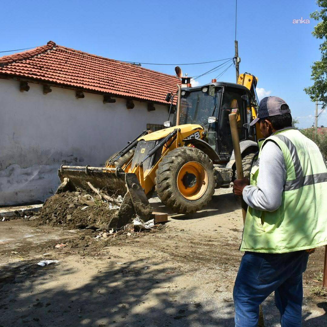 Manisa Büyükşehir Belediyesi’nden Salihli’deki sel mağdurlarına destek