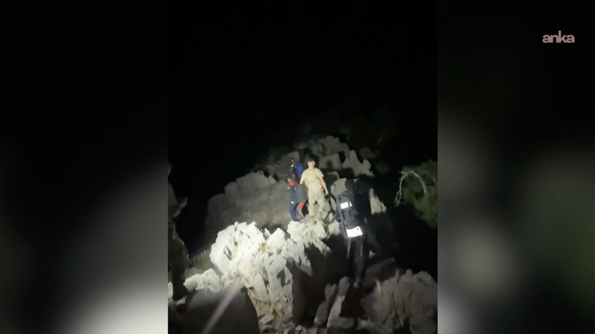 Şırnak’ta dağda mahsur kalan mühendisler hava destekli operasyonla kurtarıldı