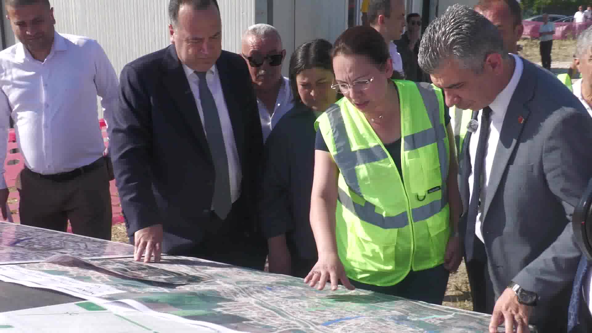 Manisa Büyükşehir Belediye Başkanı Dutlulu, Soma'da 20 milyon TL'lik altyapı yatırımını inceledi
