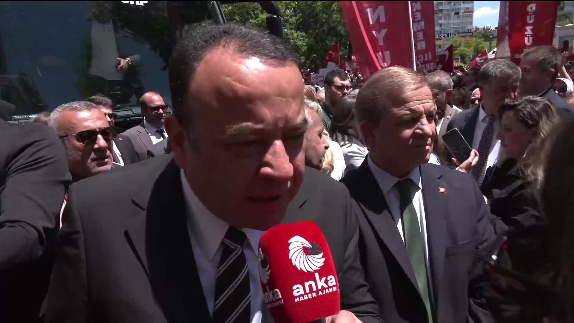 CHP Ankara İl Başkanlığı'nda bayramlaşma... Adnan Beker: "CHP’nin genel başkanı burada"
