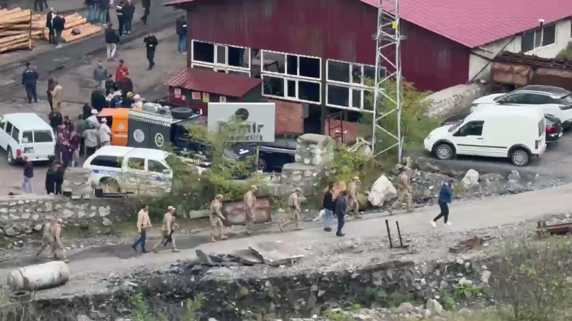 Zonguldak'ta maden ocağında grizu patlaması...... GMİS Genel Başkanı Hakan Yeşil: 2 kişi hayatını kaybetti, 5 kişi hastanede tedavi altına alındı