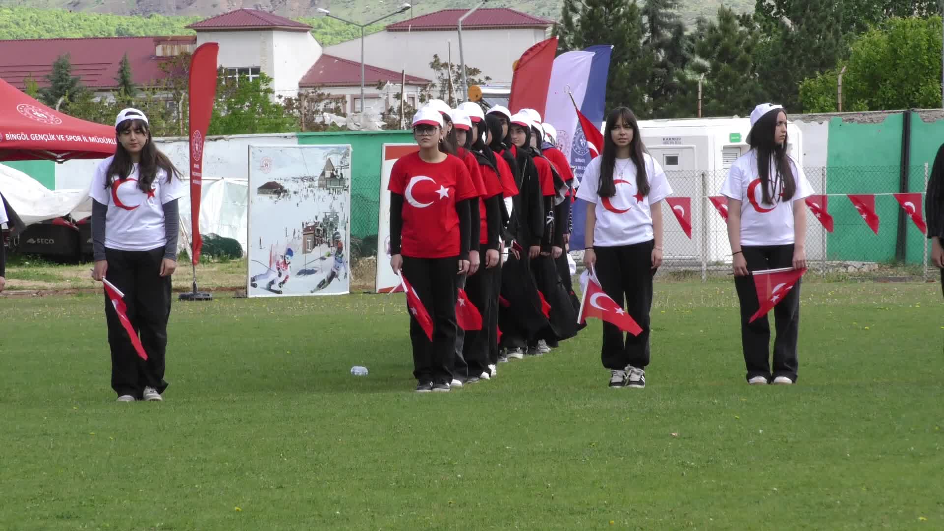 Bingöl'de 19 Mayıs Atatürk’ü Anma, Gençlik ve Spor Bayramı kutlandı