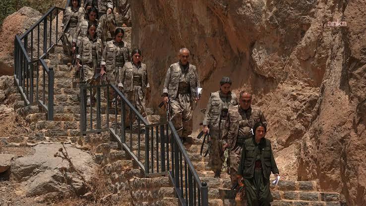 Terör örgütü PKK: “Önderliğin fiziki özgürlüğünü içermeyen bir yasa, sürecin sabote edilmesi anlamına gelir”