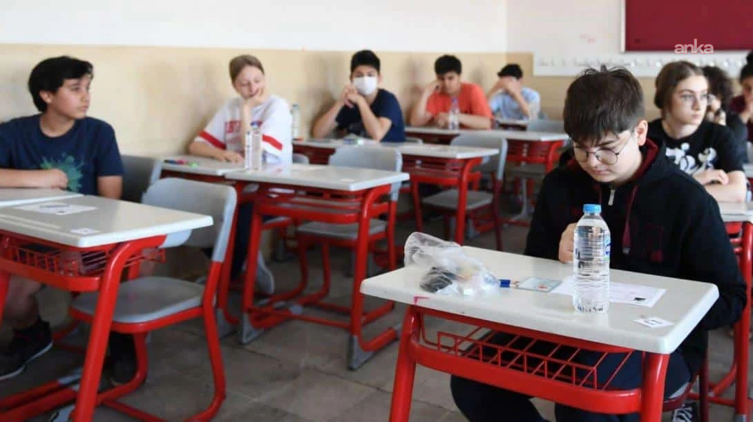 LGS raporu: 994 bin öğrenci sınava girdi, 452'si 500 tam puan aldı