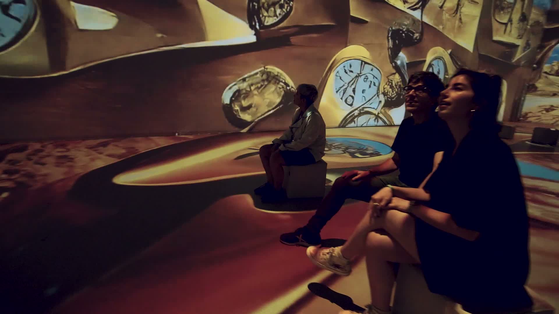 Dâhi mi, deli mi? Dalí'nin zihnine yolculuk İstanbul’da başlıyor