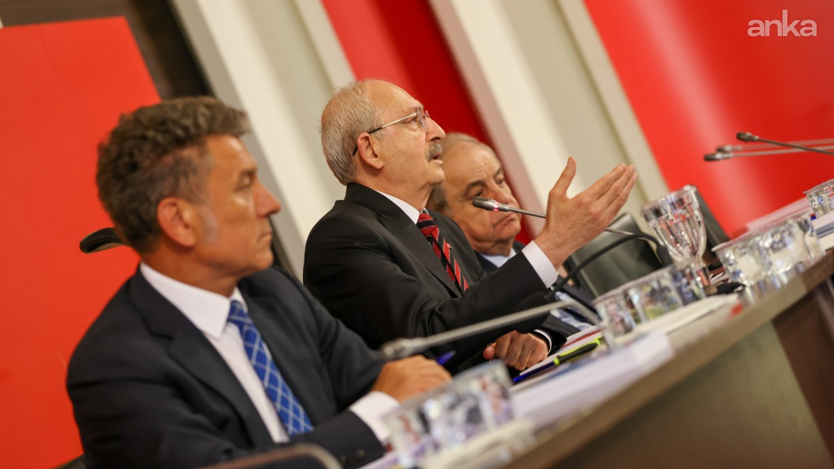 CHP PM toplantısında konuşan Kılıçdaroğlu: İlanihaye Genel Başkan olacağım diye bir şey yok