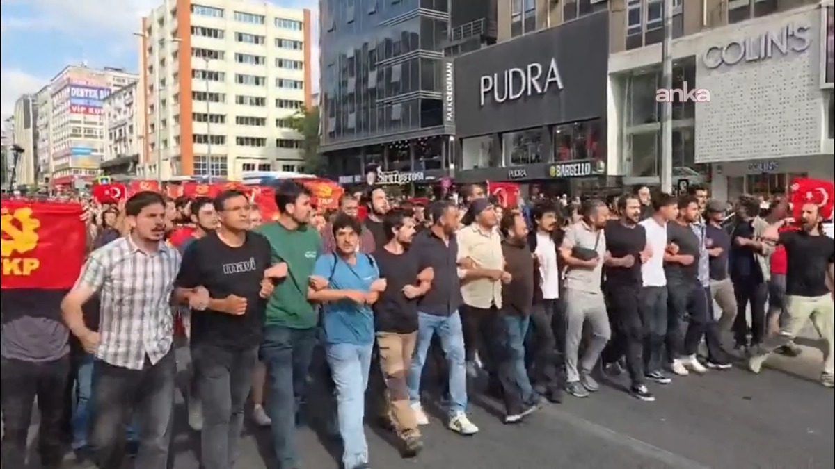 Polis müdahale etti, çok sayıda kişi gözaltına alındı
