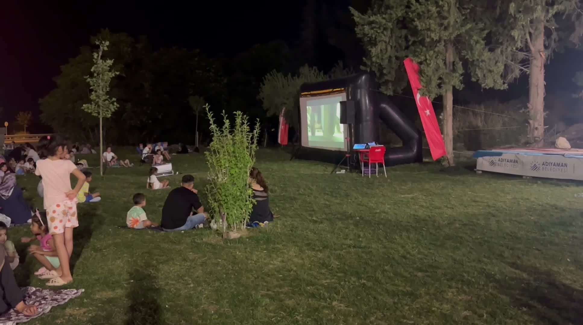 Adıyaman’da yaz akşamları "Yıldızların Altında Çocuk Sineması" ile renkleniyor