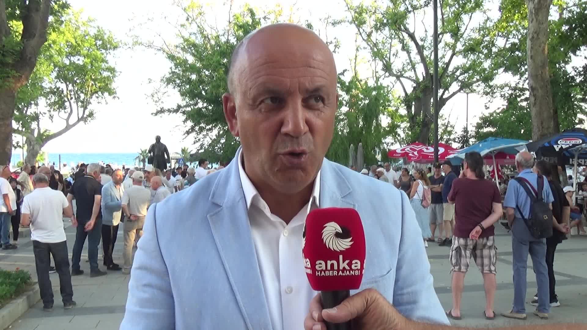 Sinop Belediye Başkanı Gürbüz: "Halkın helal oylarıyla seçilen belediye başkanlarının görevlerine dönmesini istiyoruz"