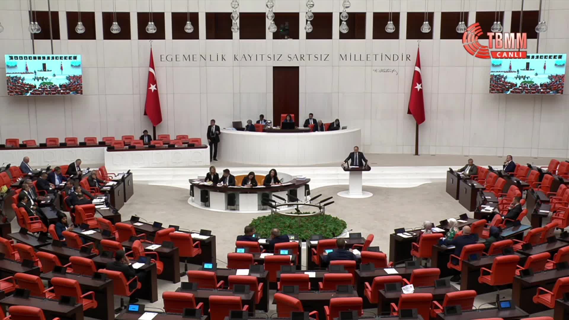 TBMM Genel Kurulu... CHP'nin EPDK'daki usulsüzlük iddialarına ilişkin araştırma önergesi AK Parti ve MHP'nin oylarıyla reddedildi