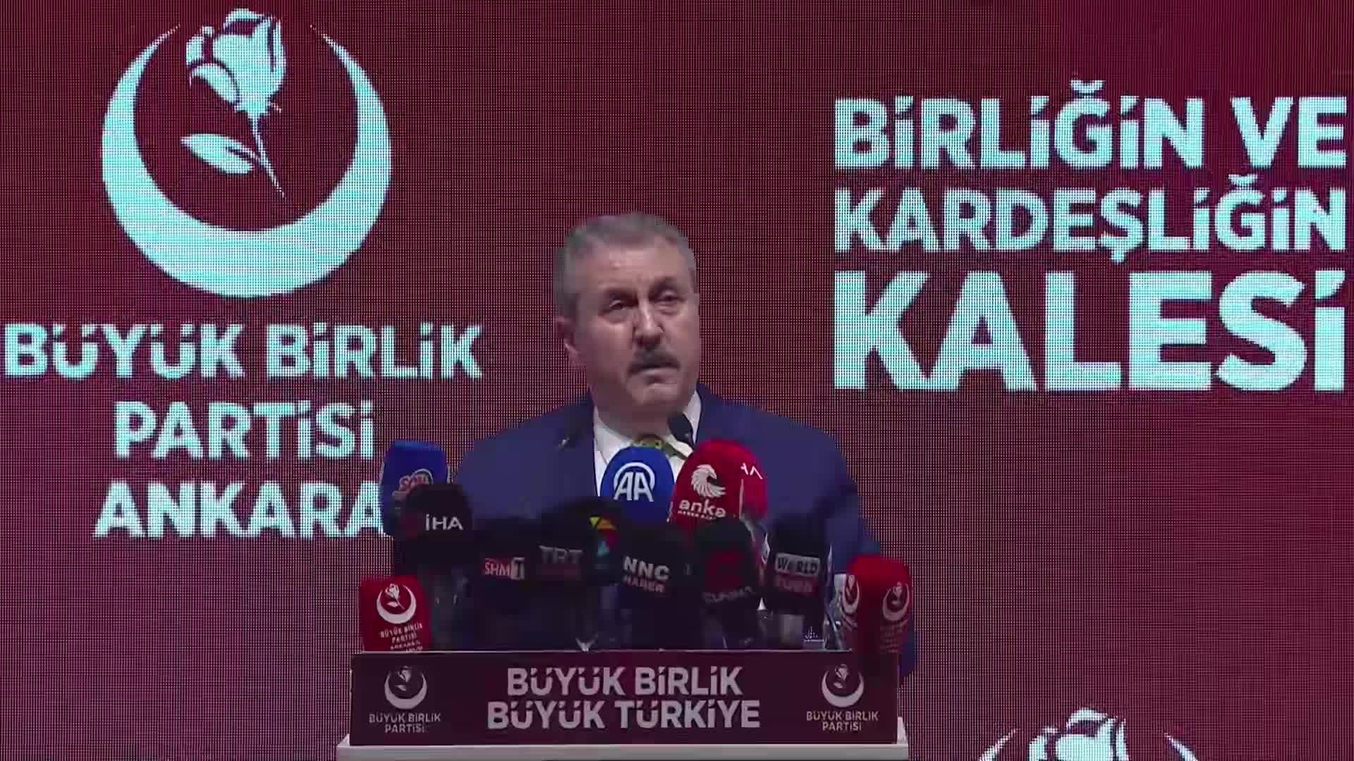 Destici: "Tecavüzcülere idam cezasını getireceğiz"